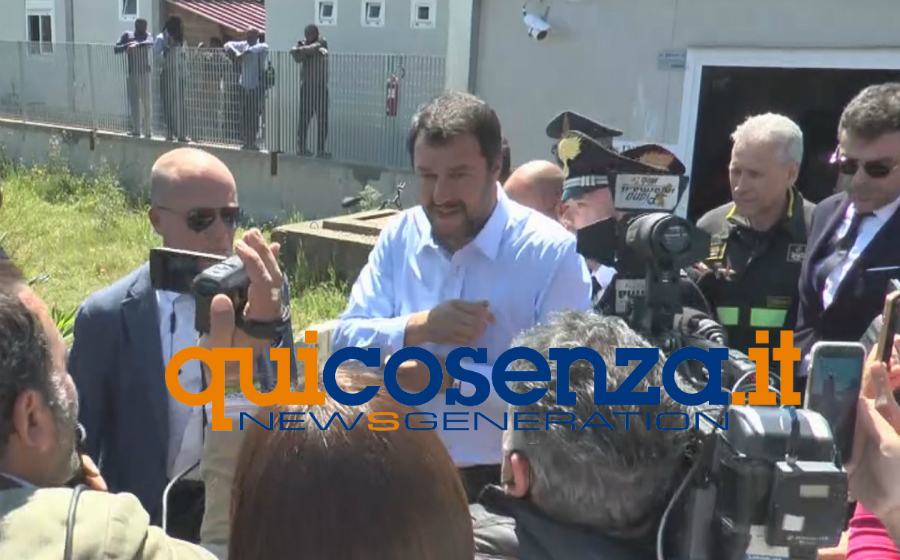 Salvini a San Ferdinando: "obiettivo è chiudere la tendopoli. La sanità? pessima" 55 salvini san ferdinando 18 aprile 02