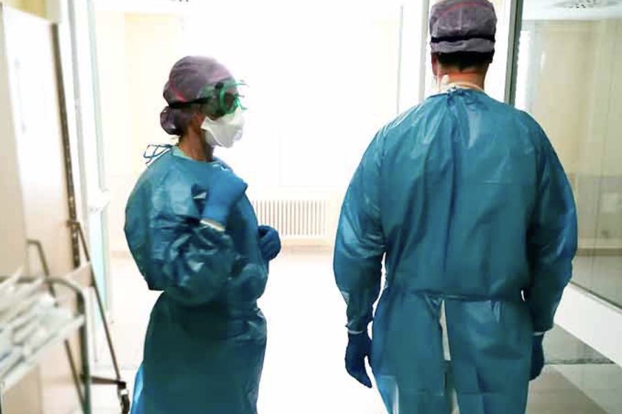 "Una carezza in corsia", da Onco Med pranzo speciale per gli operatori ospedalieri 51 sanitari