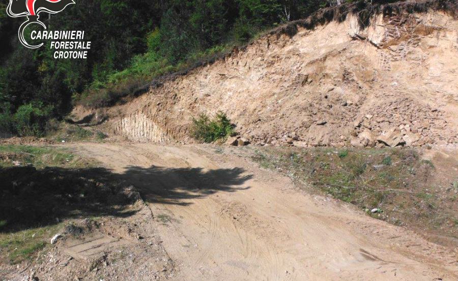 sbancamento illegale villaggio palumbo
