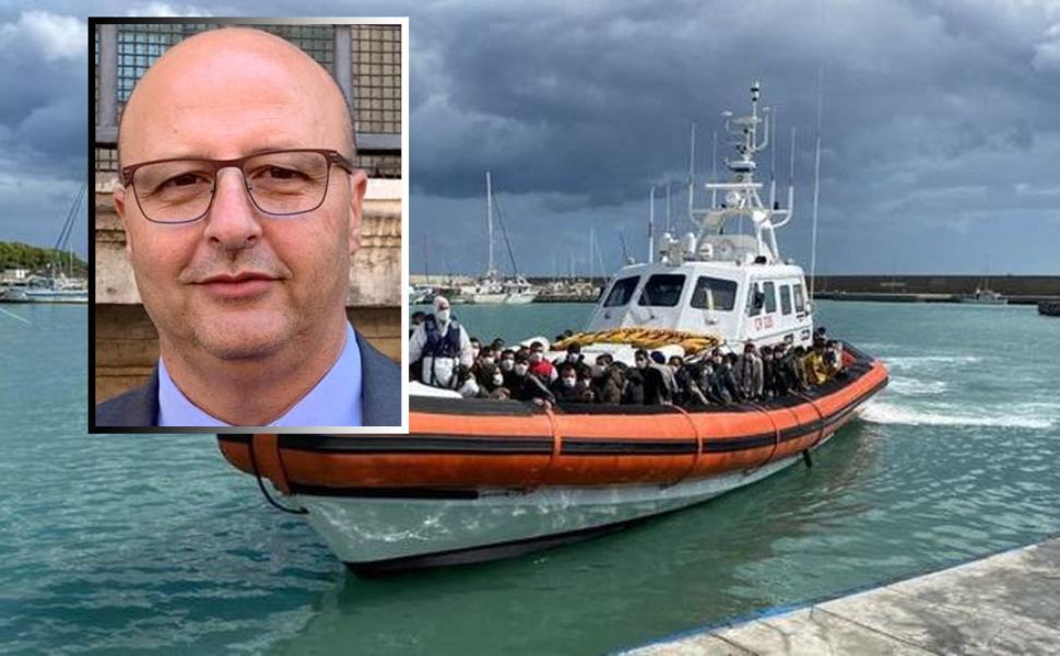 Migranti, il sindaco Roccella: "è emergenza sbarchi, il Ministro intervenga" 51 sbarchi roccella sindaco Zito
