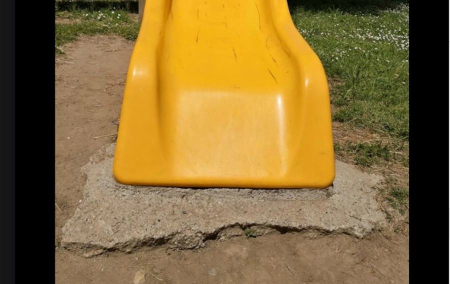 scivolo parco nicholas green