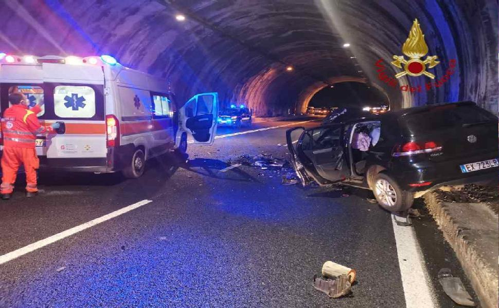 scontro auto mammola 1