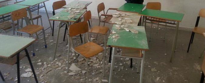Sicurezza scuole in Calabria, metà degli edifici ha più di 40 anni. Il 74,4% necessita di interventi urgenti 53 scuola calcinacci 2