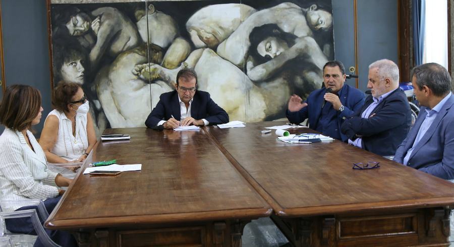 scuola conferenza stampa mario occhiuto cosenza 2020