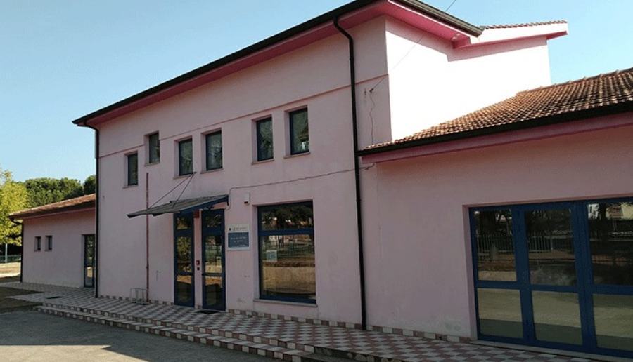 scuola materna manzoni taverna montalto