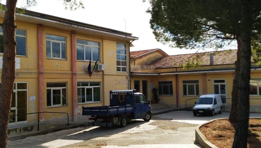 scuola media amendolara