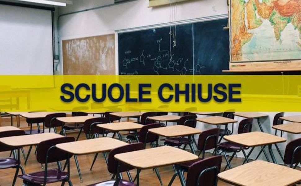 Covid, contagi in aumento. Sindaco calabrese chiude tutte le scuole fino al 19 febbraio 51 scuole chiuse 3