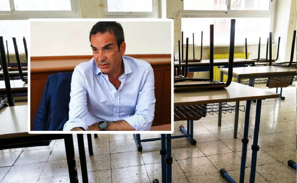 scuole chiuse banchi scuola 6