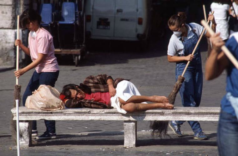 Coronavirus, Associazioni di Cosenza chiedono tutela per le persone senza fissa dimora 80 senza fissa dimora