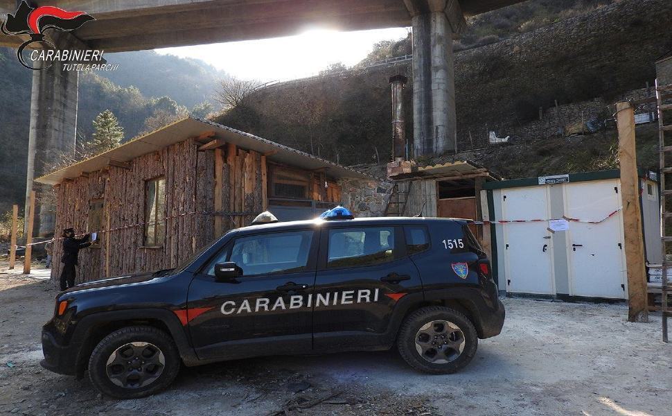 Container e pergolato abusivi, denuncia e sequestro nel cosentino 51 sequestro bocchigliero2 1