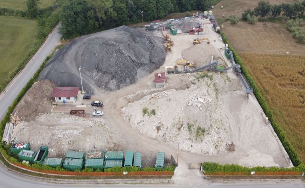 Rifiuti, sequestrate due aree in evidente stato di degrado 51 sequestro discaica vibonese 26 7 2021 dc32a 1