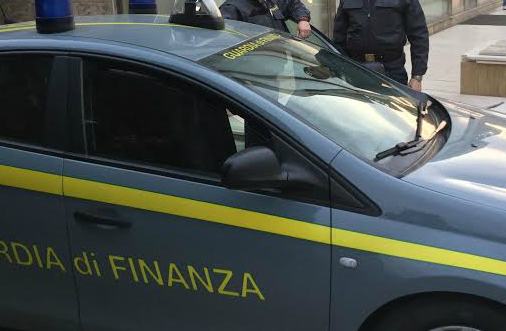 sequestro guardia di finanza