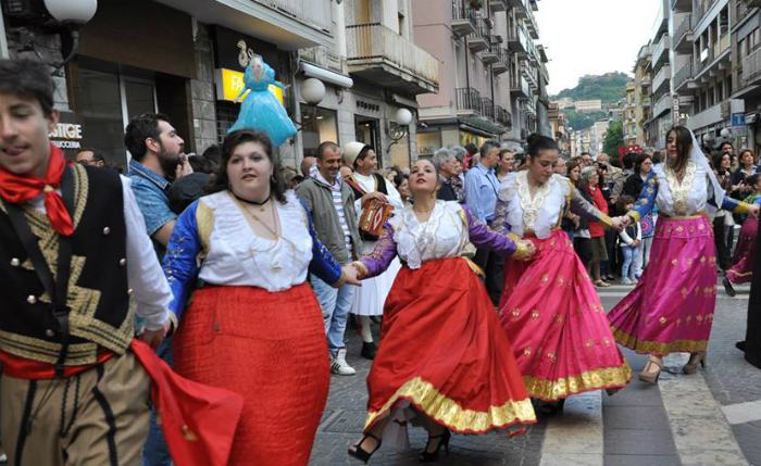 sfilata arbereshe albanese