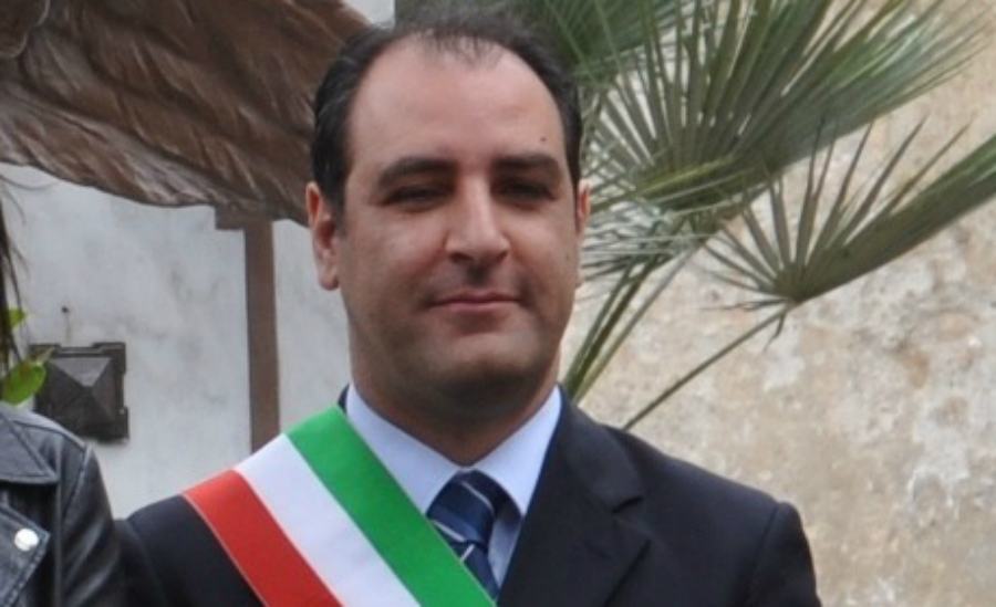 Indagato il sindaco di Maida, atti falsi per ottenere fondi pubblici 51 sindaco Paone maida