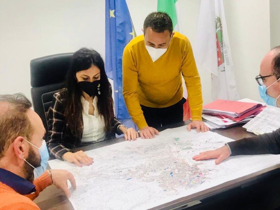 San Giovanni in Fiore, sindaco e tecnici a lavoro per "migliorare" la città 60 sindaco san giovanni in fiore a lavoro