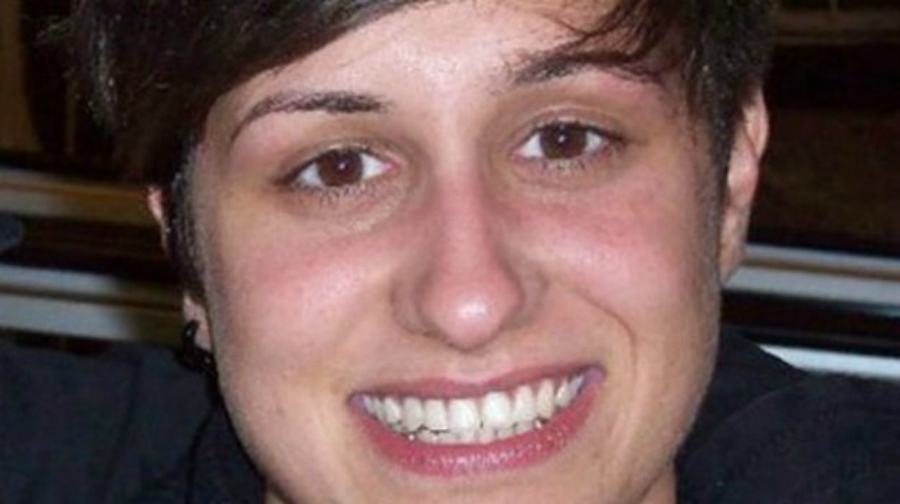 sissy trovato mazza 3