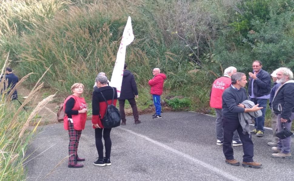sit in italia nostra san nicola arcella frana provinciale 03