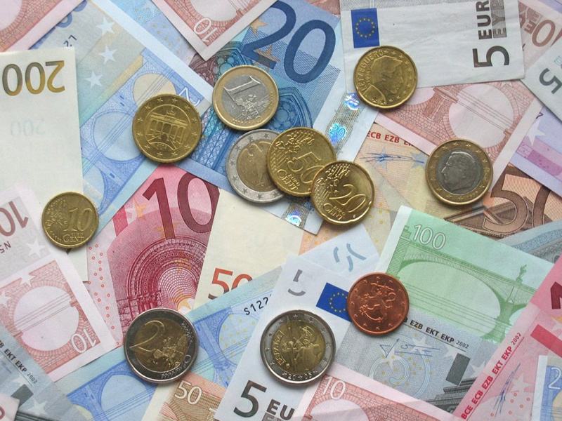 soldi banconote monete euro