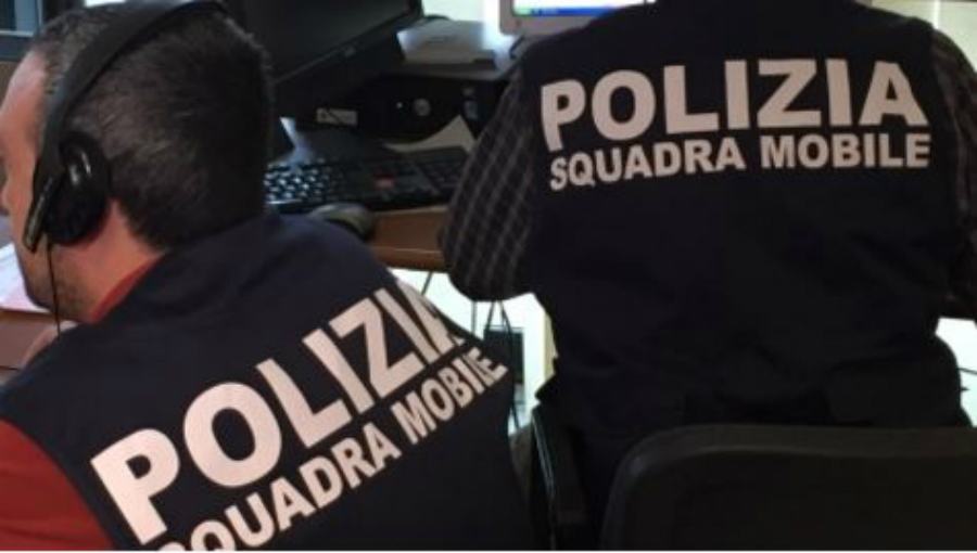 squadra mobile polizia 4