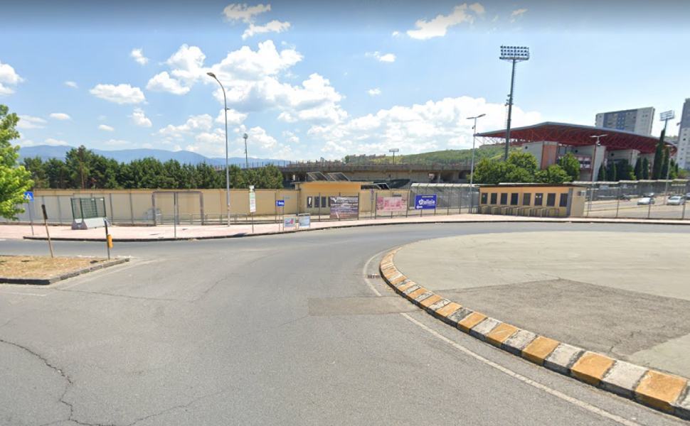stadio lato viale magna grecia 1