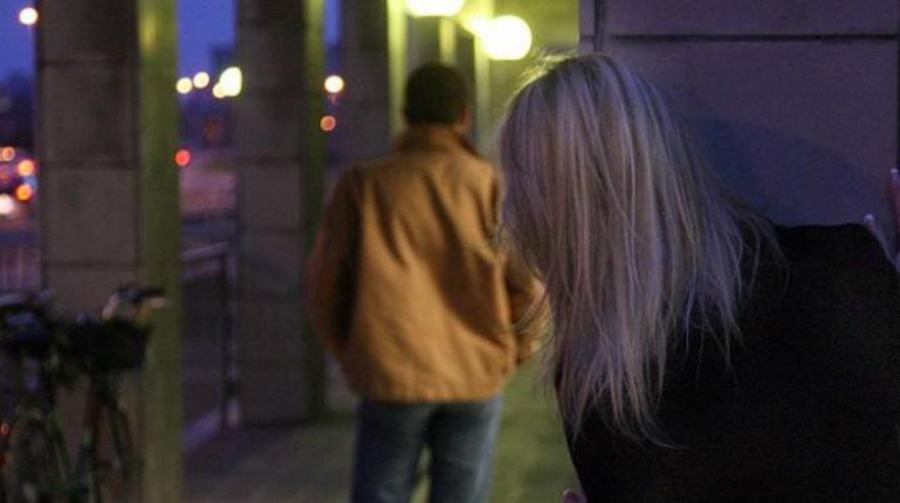 Stalking, biglietti diffamatori contro l'ex compagno: denunciata 51 stalker femmina 2