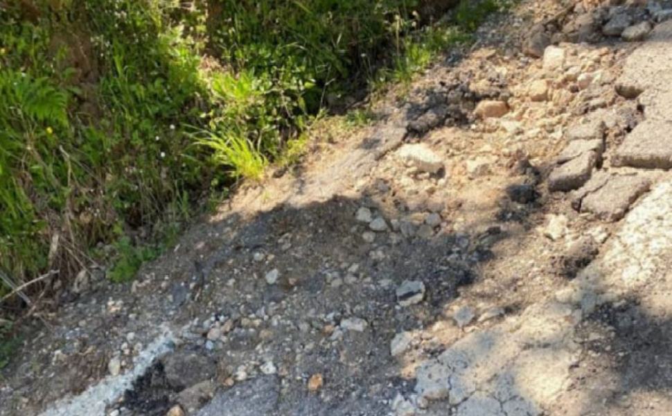 Marano Principato, la strada verso il 'Parco degli elfi' è "tappezzata di buche" 51 strada parco degli elfi