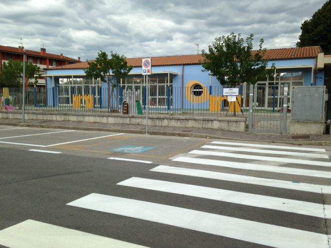 Sicurezza degli studenti, Spadafora: "Bisogna rifare con urgenza la segnaletica vicino le scuole" 51 strisce scuola