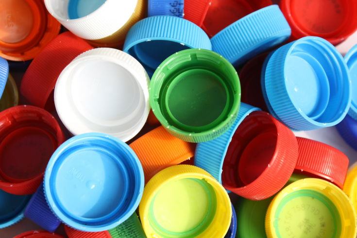 Conclusa la raccolta dei tappi di plastica, premiazione delle 3 scuole che otterranno il defibrillatore 80 tappi di plastica