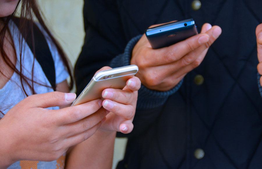 Tariffe a 28 giorni, il Consiglio di Stato "scelta sleale. Si ai rimborsi automatici di massa" 74 telefono smartphone cellulare tariffe 1