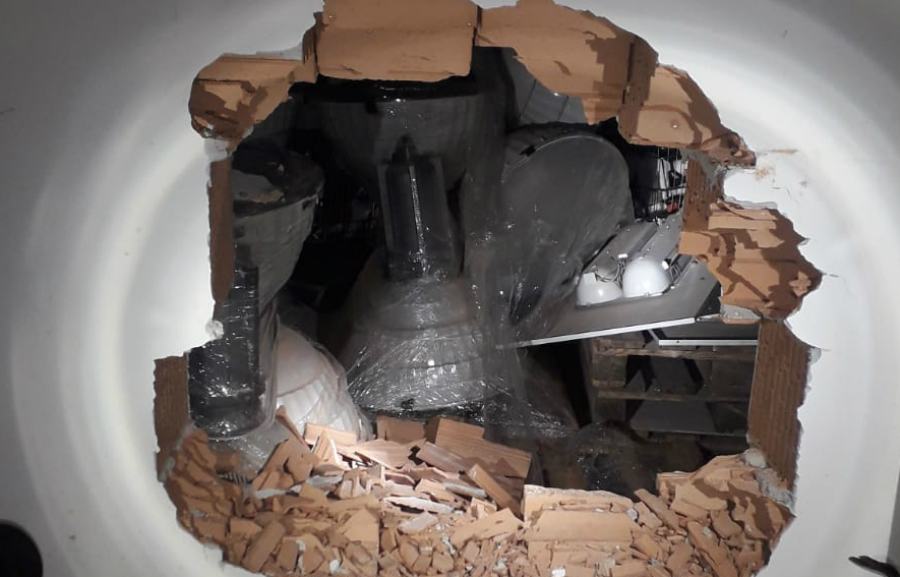 tentato furto stroili castrovillari 02