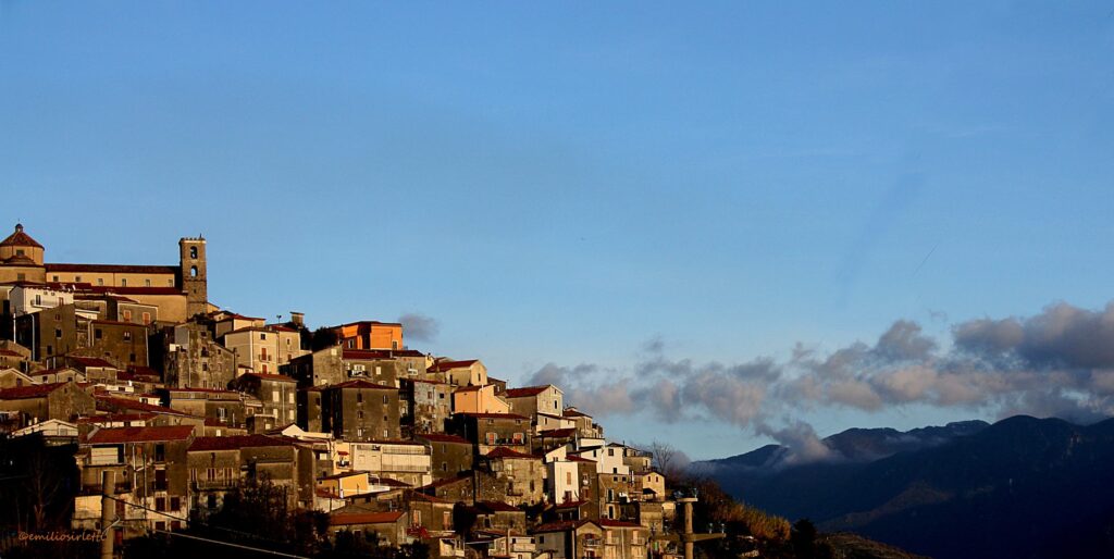 Viaggio nel cosentino in un'altra realtà lontana dai rumori 2 terre di calabria santa domenica talao a la puesta del sol 97e49fc3 5422 45d4 b468 13ad40b575f5