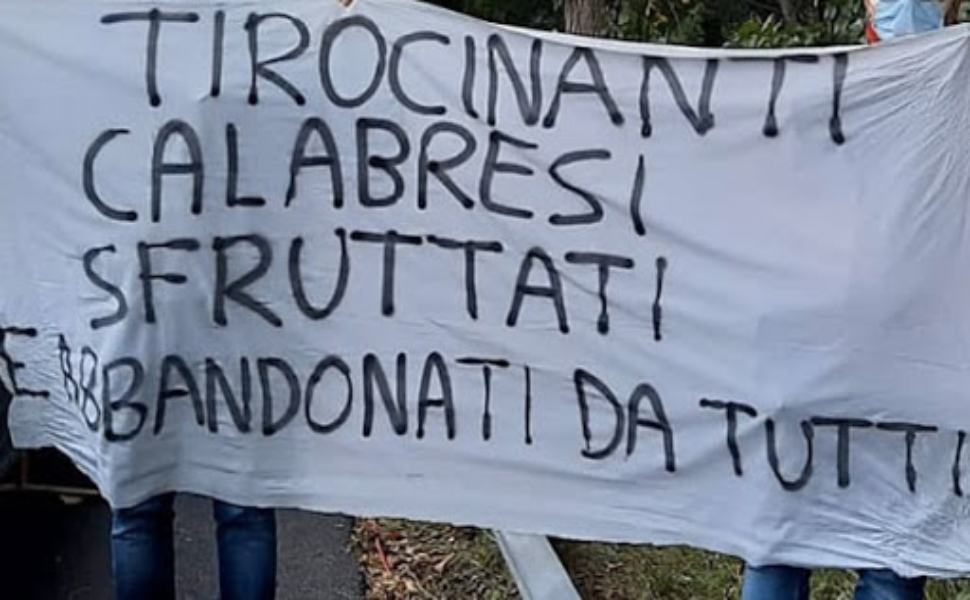 tirocinanti calabresi protesta