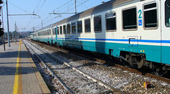 treno regionale