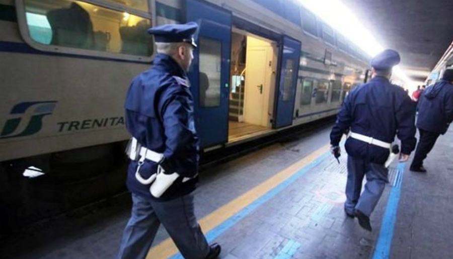 Coronavirus, intensificati i controlli a Paola, giovane in quarantena obbligatoria 53 treno stazione 1