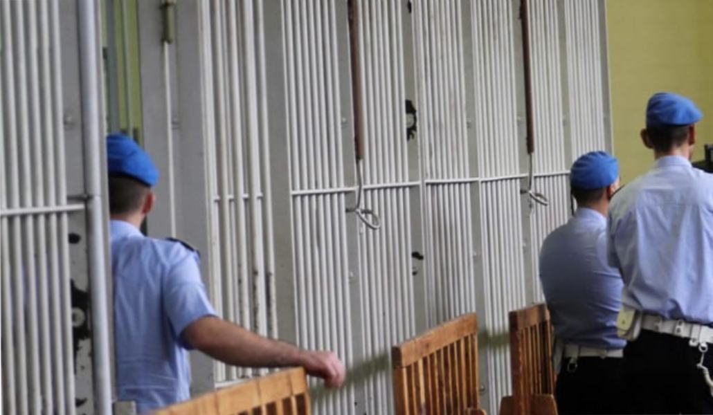 "Infectio-Malapianta": estorsioni e usura alle attività turistiche, 43 condanne 51 tribunale imputati processo polizia penitenziaria