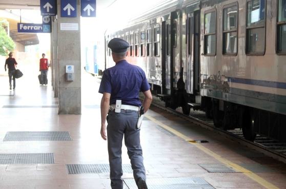 arresto treno cosenza