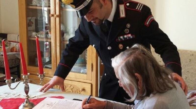 Truffano un'anziana sola nella provincia di Cosenza, due siciliane in manette 51 truffa anziana carabinieri