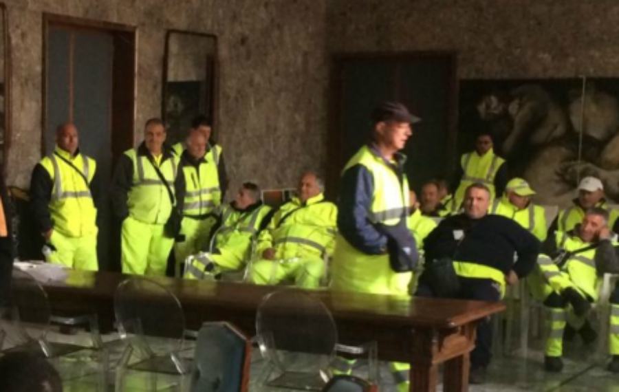 tute gialle comune protesta