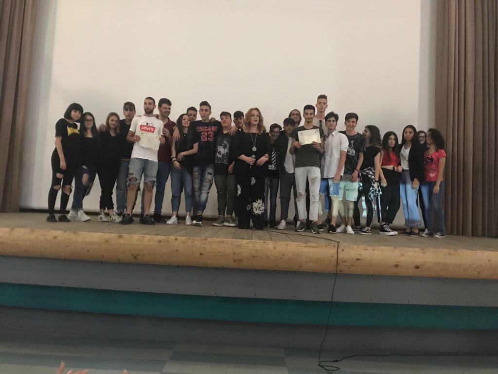 Cortometraggi e scrittura creativa per descrivere i disagi giovanili 68 un altro momento della premiazione