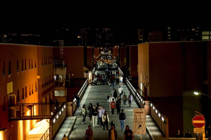 Stasera 'Unical sotto le stelle': iniziative culturali, musica e divertimento 80 unical 12