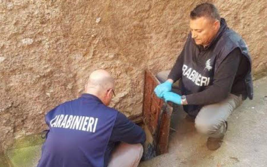 Cerca di liberarsi della cocaina gettandola nel water, arrestato pusher 55 unnmedcop