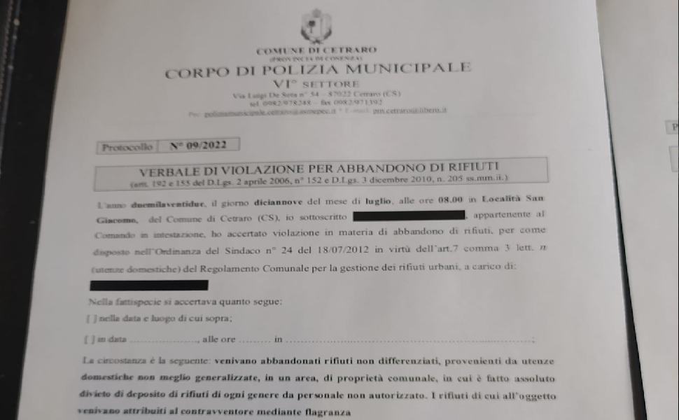 Rifiuti a Cetraro, il sindaco invita i cittadini a denunciare "I verbali sono pronti" 51 verbali Cetraro