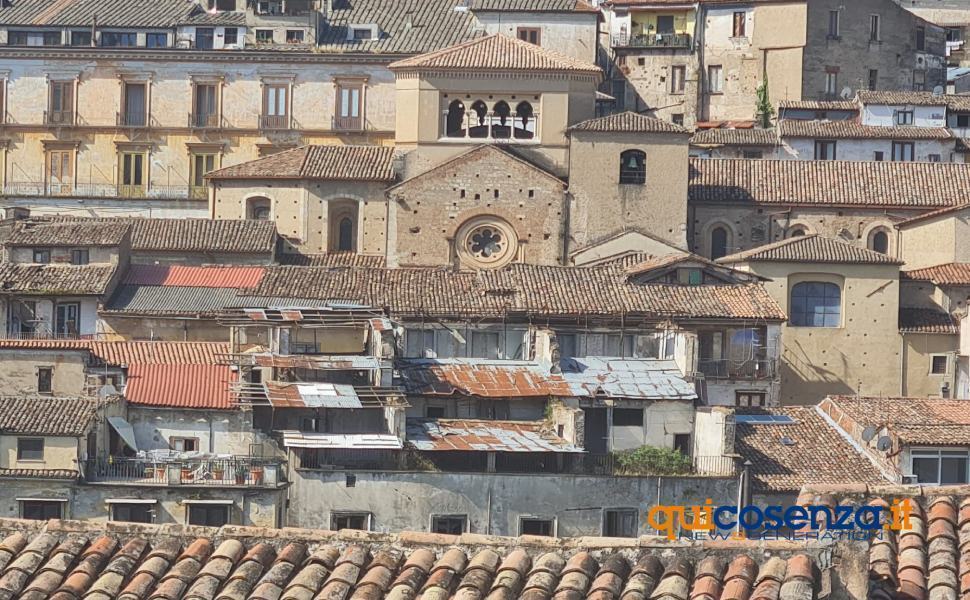 via campagna centro storico cosenza lungo crati lavori comune 06 1