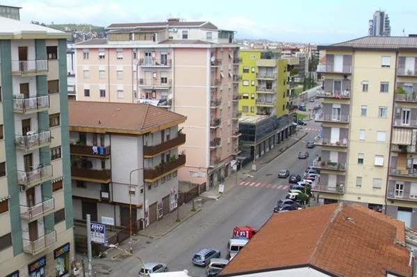Due incidenti e un arresto nella notte di San Silvestro a Cosenza 59 via panebianco 1