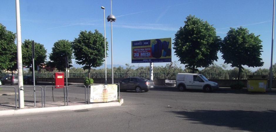 Ambulanti abusivi sulla 106, ortaggi sequestrati e donati in beneficenza 51 viale normanni rossano