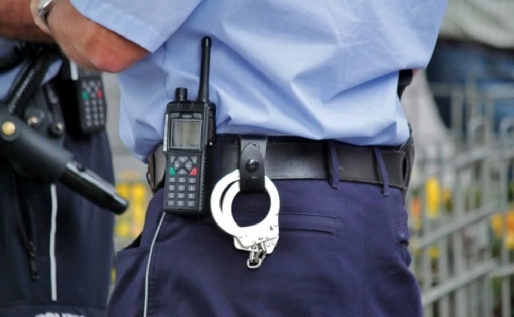 Straordinari non pagati e stipendi arretrati, sit in davanti l'aeroporto di Lamezia Terme 51 vigilanza 2