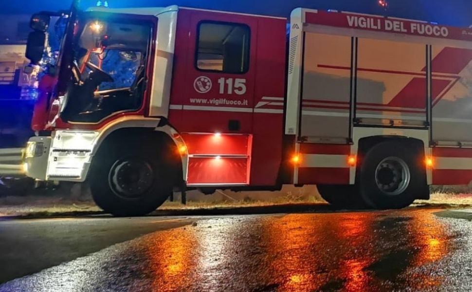 incendio vigili del fuoco