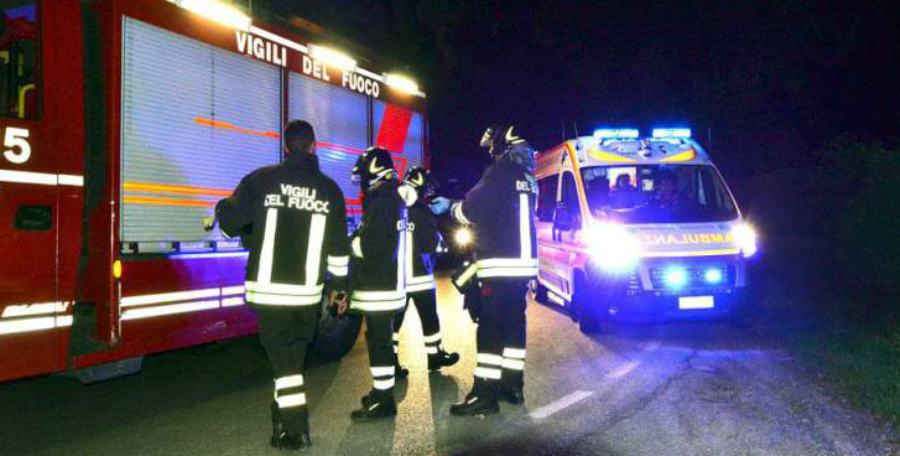 vigili fuoco ambulanza notte 6