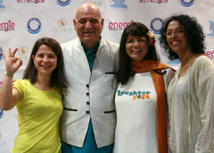 yoga risata madan kataria