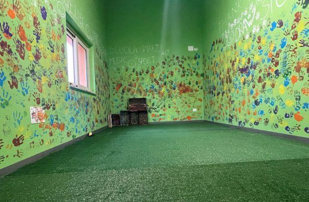 Rogliano: da una stanza in disuso nasce l'aula relax. Leggere, disegnare e sognare a scuola 52 aula relax